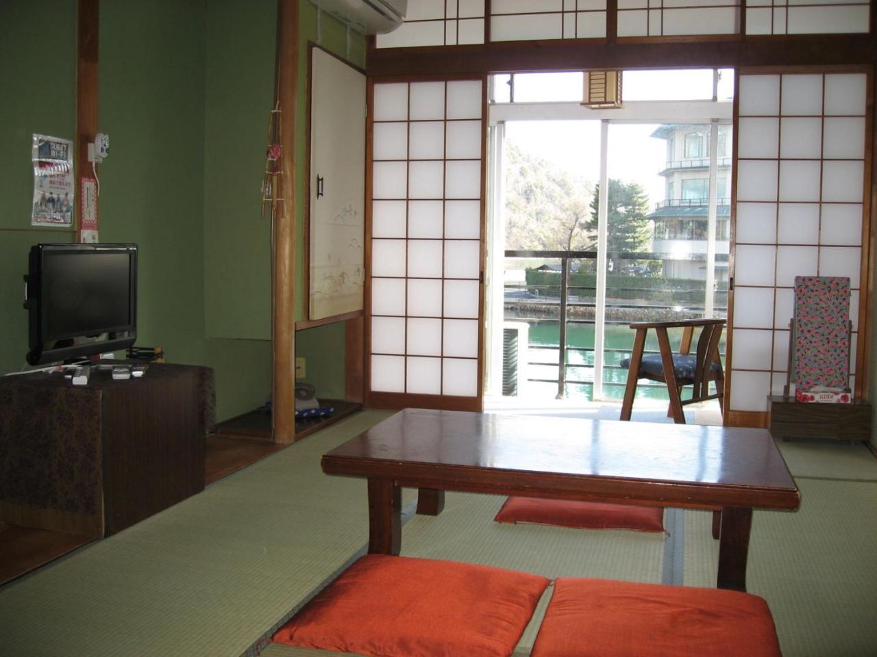 Ryokan Nakaya Toyohashi Buitenkant foto